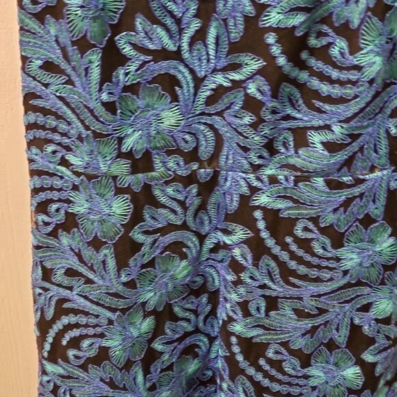 New JS Collections embroidered floral midi dress - Picture 5 of 12